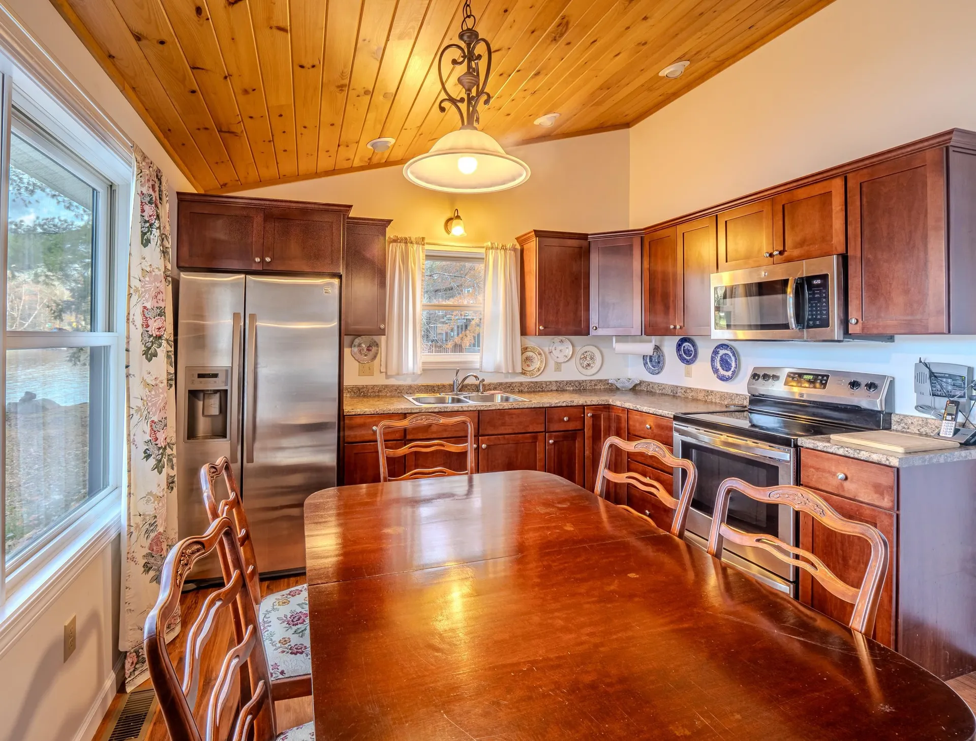 136 Cones Point Road Poultney VT 05764