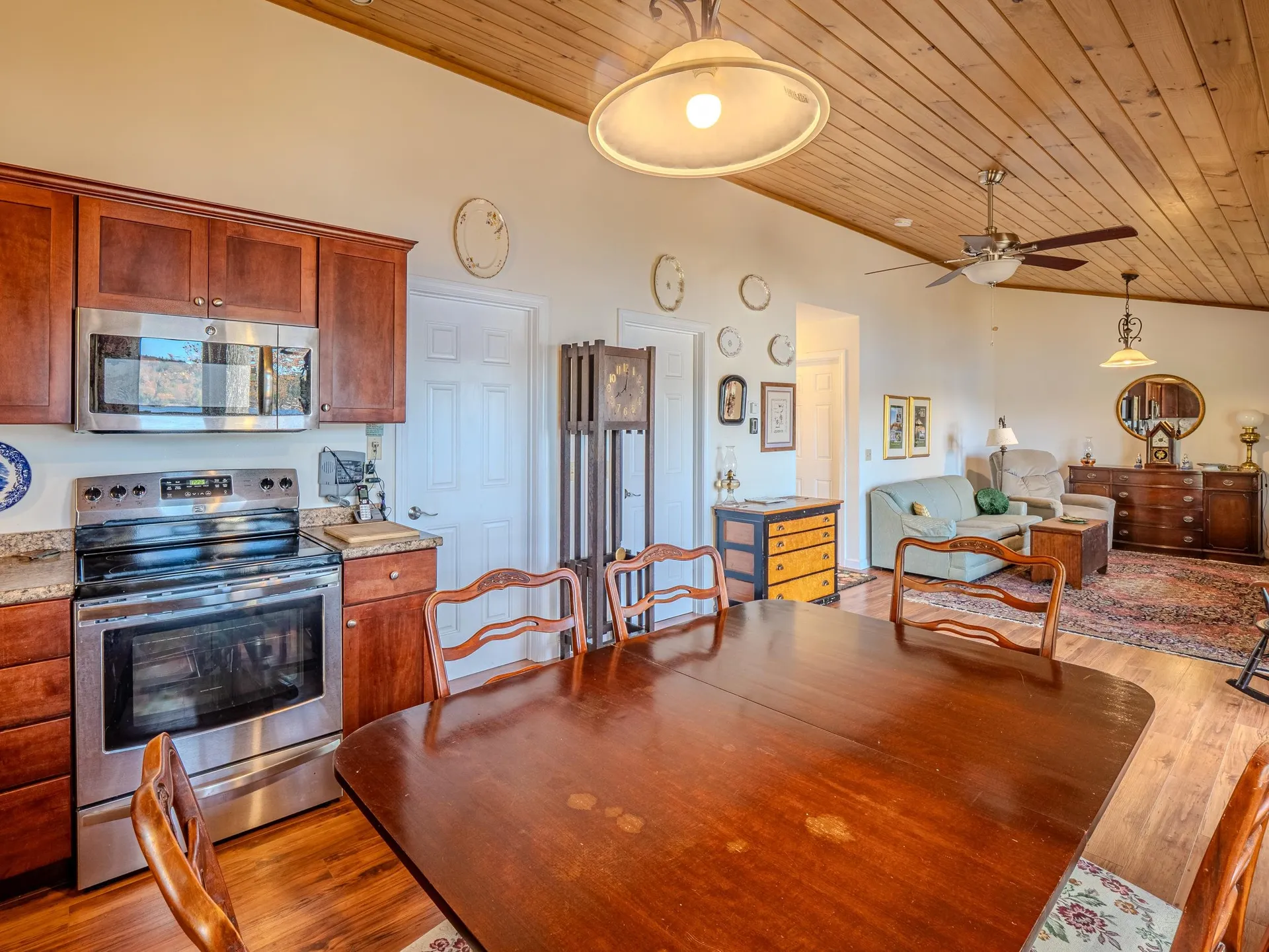 136 Cones Point Road Poultney VT 05764