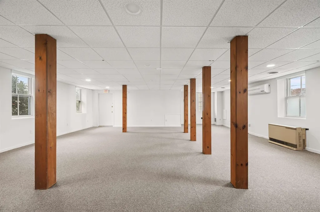 2425 Lafayette Road Portsmouth NH 03801