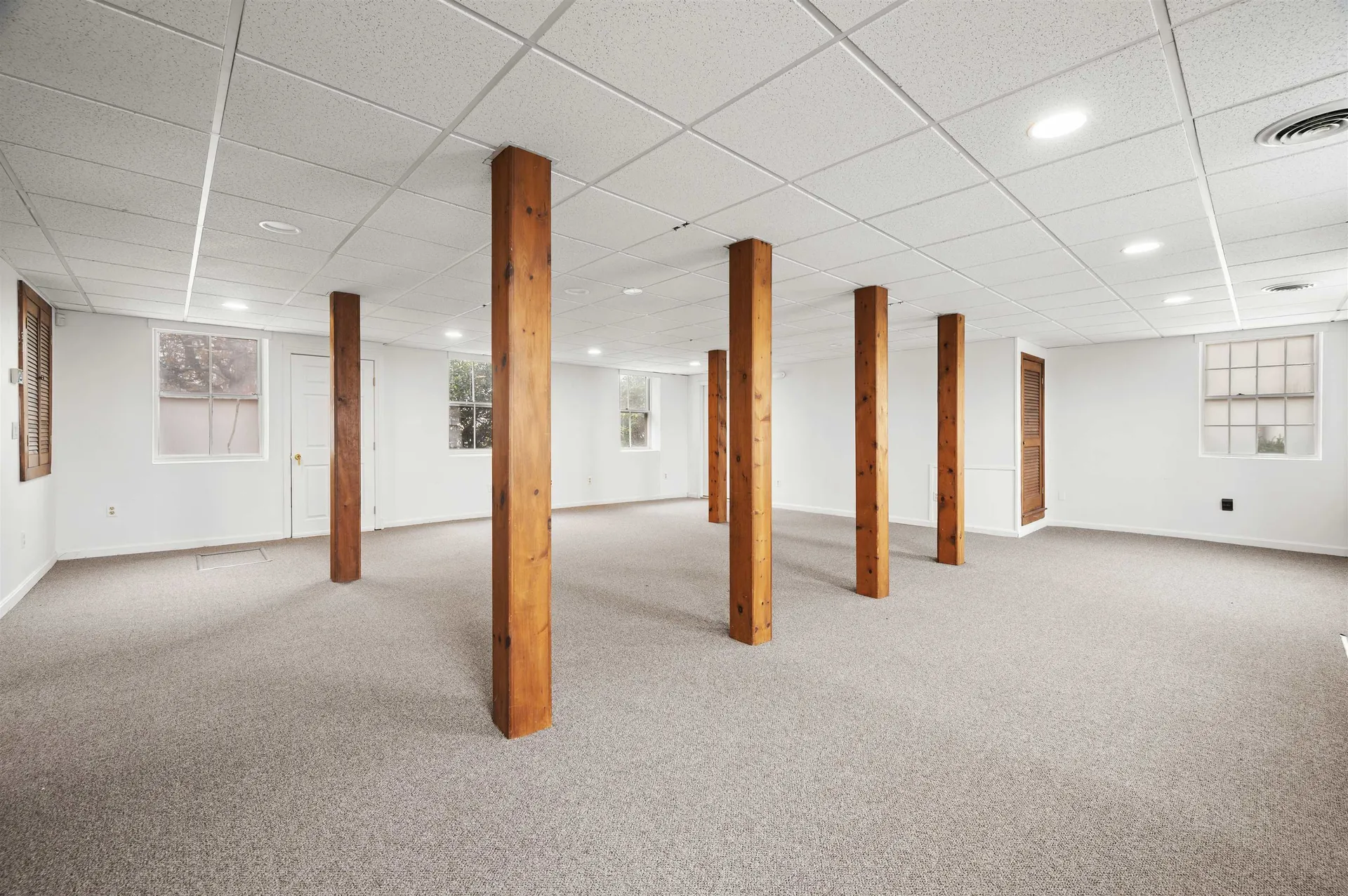 2425 Lafayette Road Portsmouth NH 03801