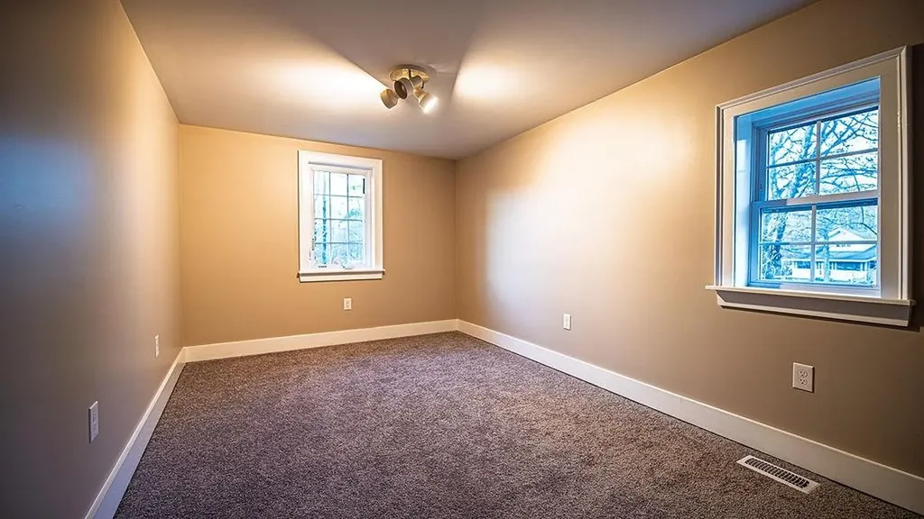 17 Waumbeck Road Wolfeboro NH 03894