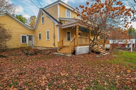 17 Waumbeck Road Wolfeboro NH 03894
