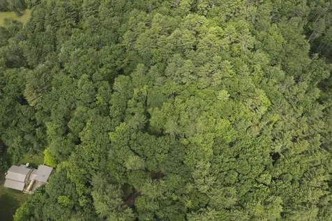 2 Lils Alley York ME 03909