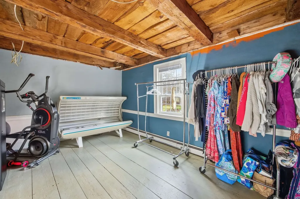 70 White Mountain Highway Tamworth NH 03817-4663