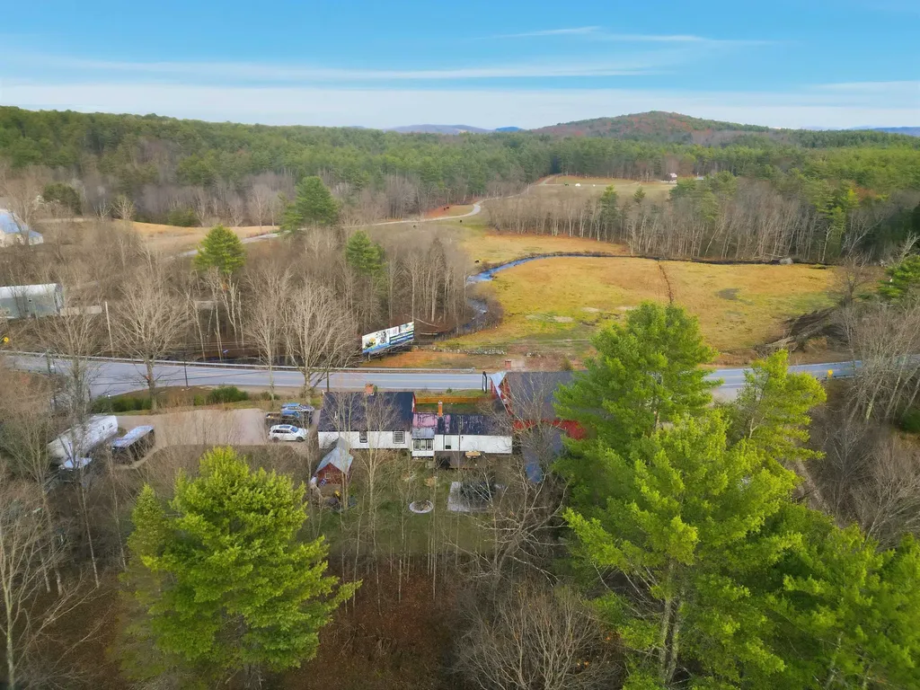 70 White Mountain Highway Tamworth NH 03817-4663