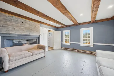 70 White Mountain Highway Tamworth NH 03817-4663