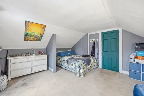 70 White Mountain Highway Tamworth NH 03817-4663