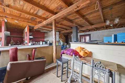 70 White Mountain Highway Tamworth NH 03817-4663