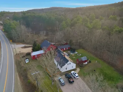 70 White Mountain Highway Tamworth NH 03817-4663