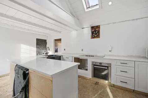 70 White Mountain Highway Tamworth NH 03817-4663