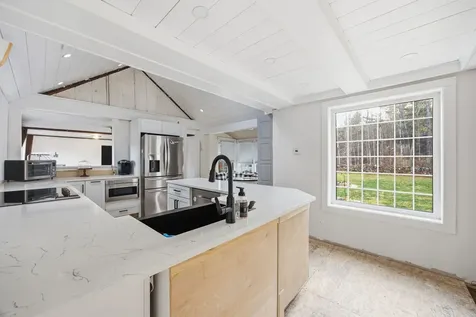 70 White Mountain Highway Tamworth NH 03817-4663