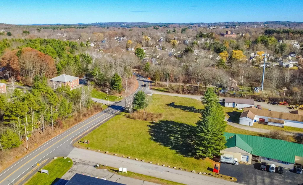 16 Kingston Road Exeter NH 03833