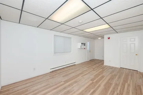 16 Kingston Road Exeter NH 03833