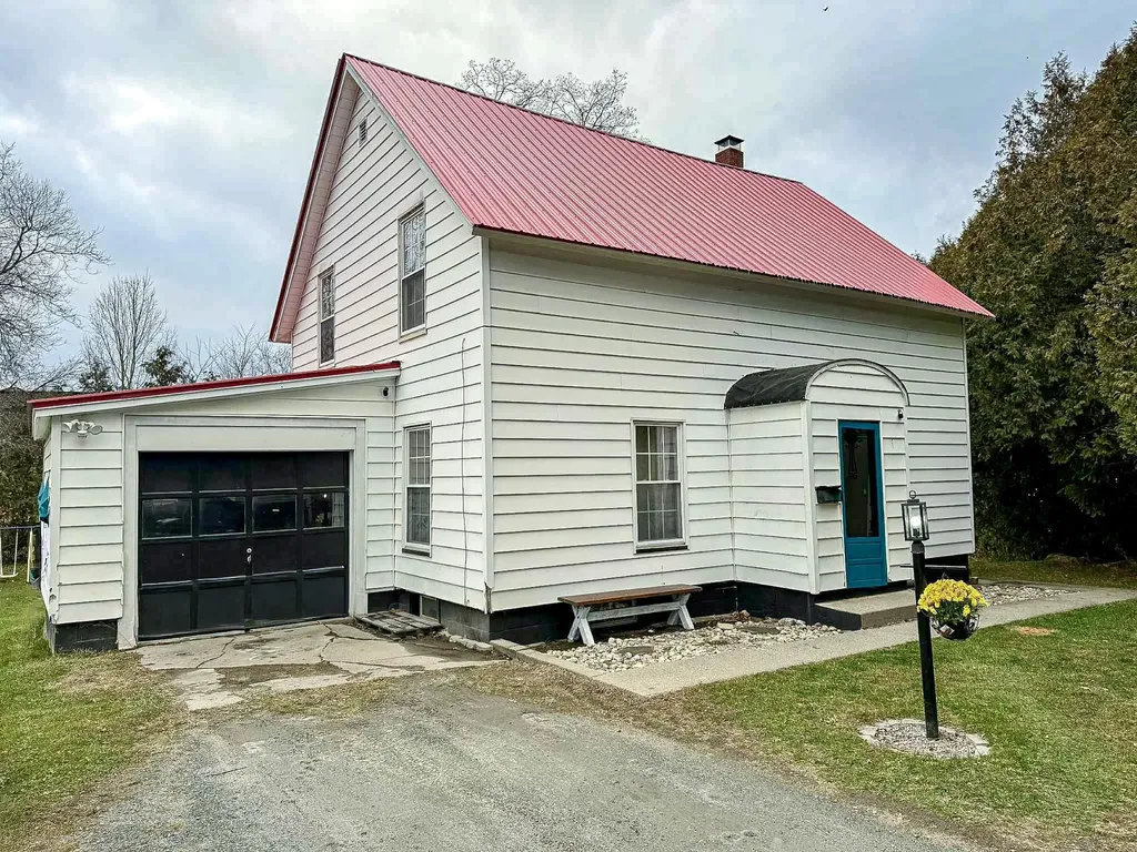 112 Harrison Avenue St. Johnsbury VT 05819