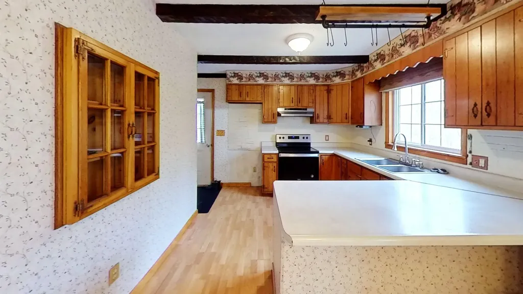 583 Pinehurst Street Lyndon VT 05851