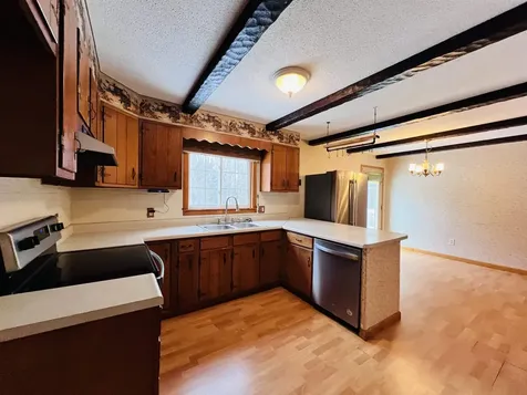 583 Pinehurst Street Lyndon VT 05851