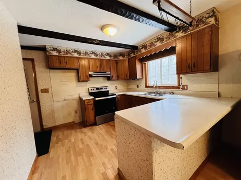 583 Pinehurst Street Lyndon VT 05851