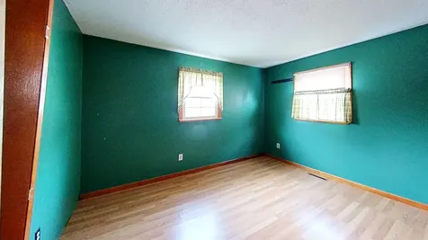 583 Pinehurst Street Lyndon VT 05851