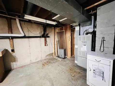 583 Pinehurst Street Lyndon VT 05851