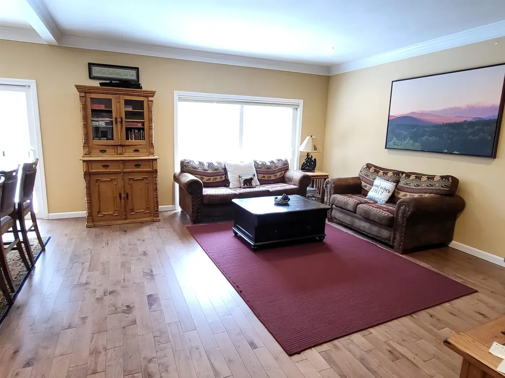 130A Woodland Loop Lincoln NH 03251