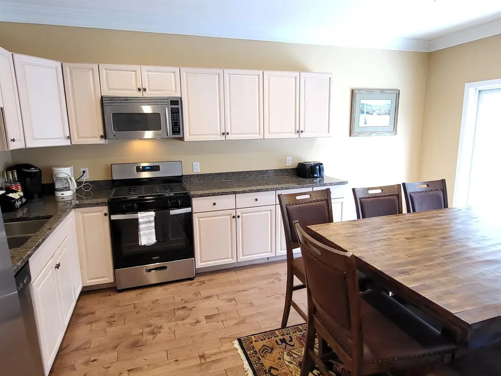 130A Woodland Loop Lincoln NH 03251