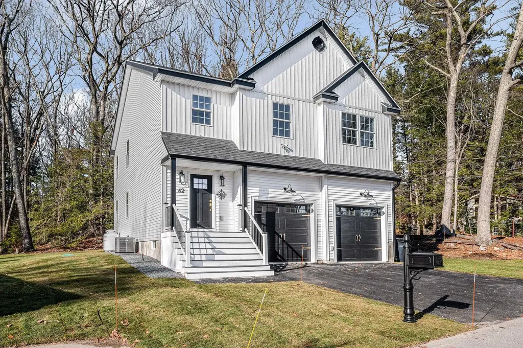 62 West Shore Road Windham NH 03087-2241