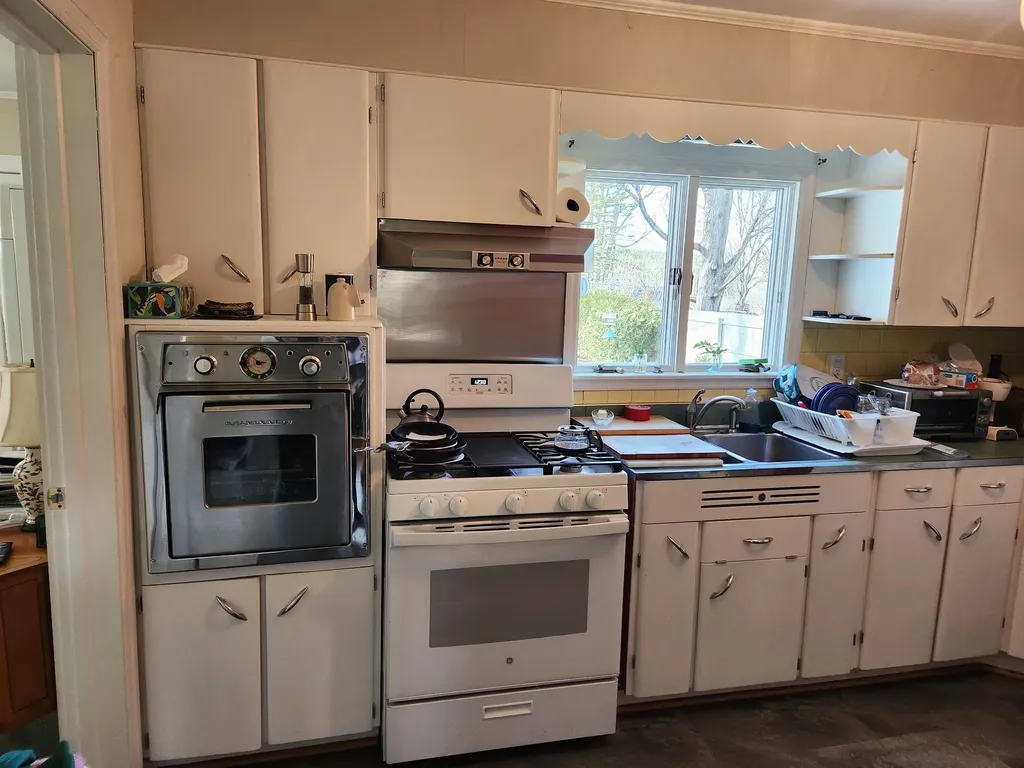 291 College Street Poultney VT 05764