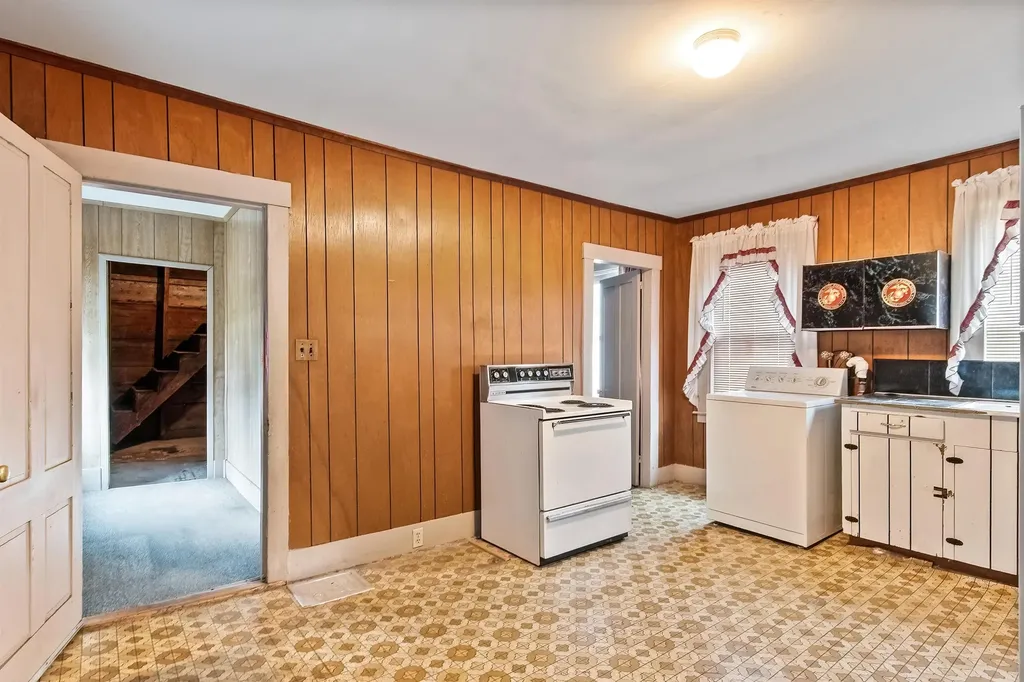 95-97 Cheney Street Newport NH 03773