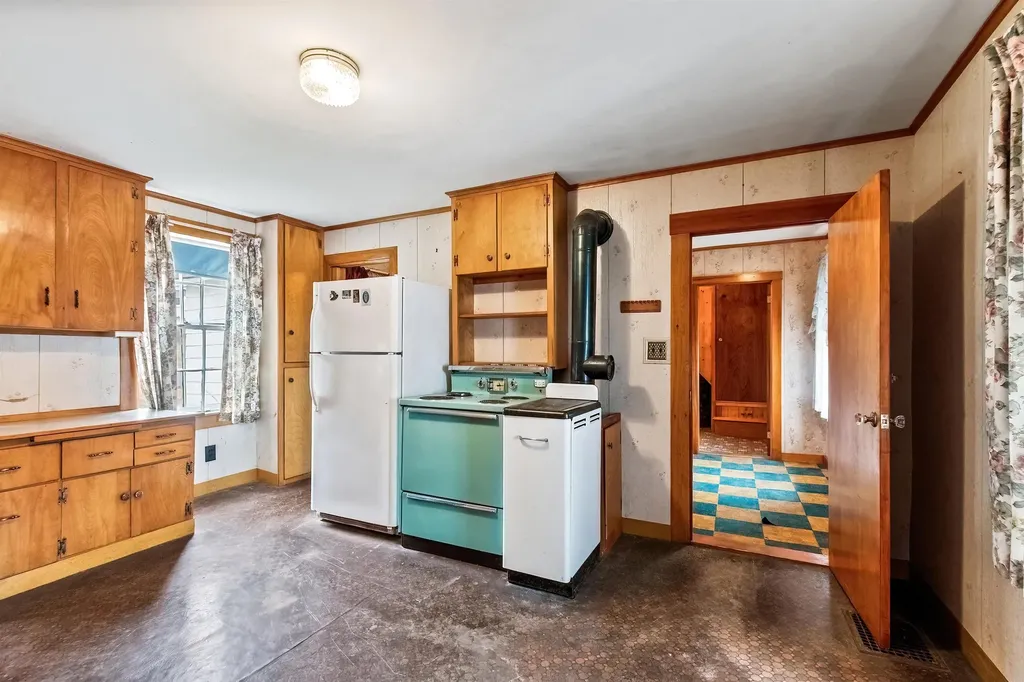 95-97 Cheney Street Newport NH 03773