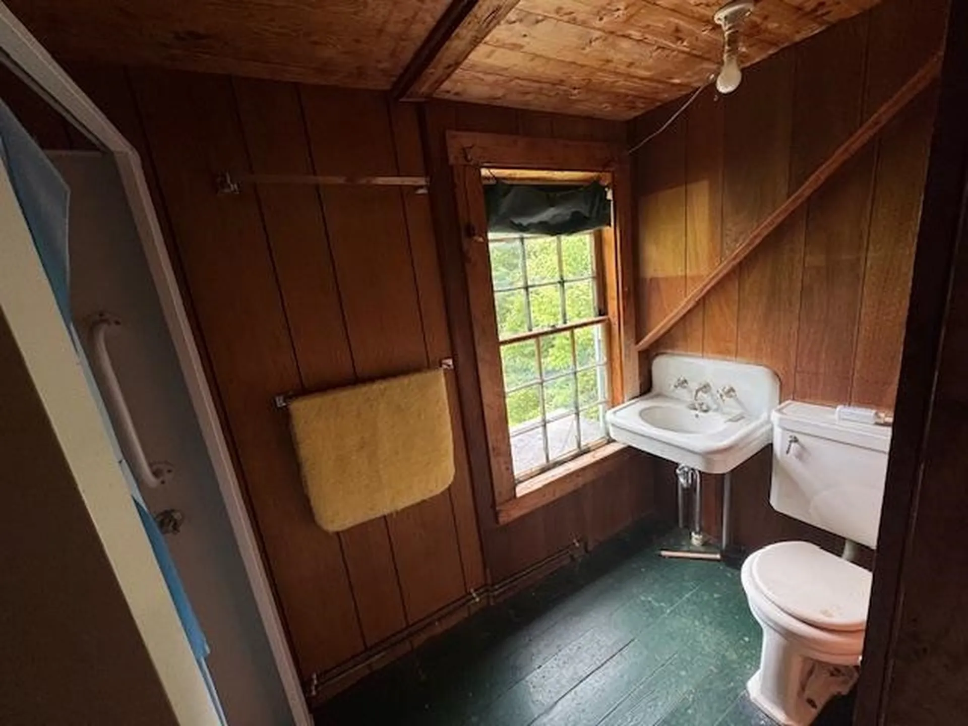 190 Upper Edsall Road Greensboro VT 05841