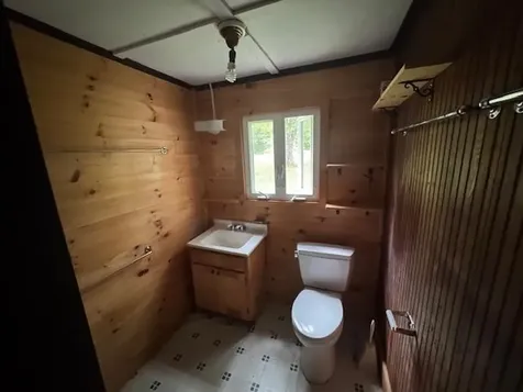 190 Upper Edsall Road Greensboro VT 05841