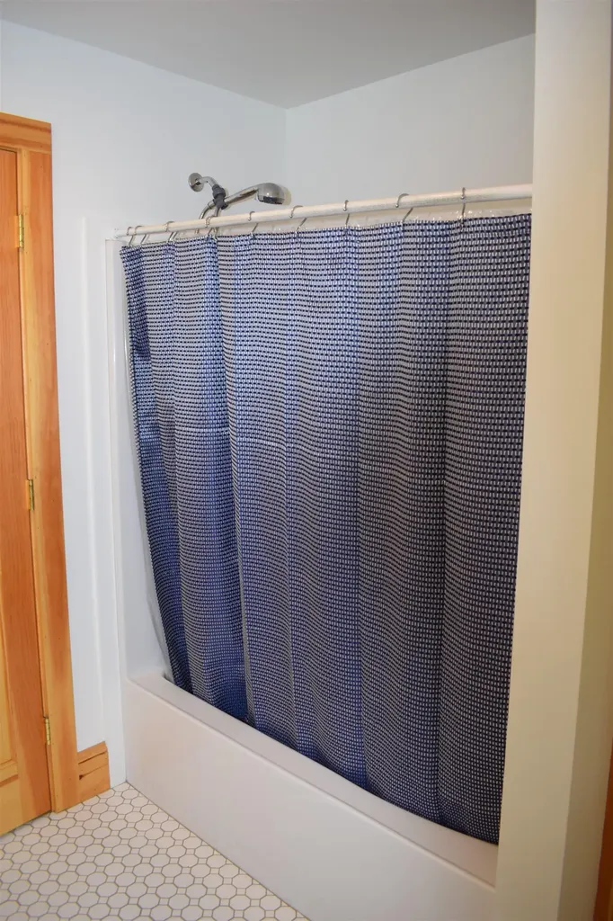 46 Little River Road Kingston NH 03848