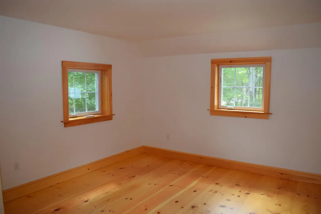 46 Little River Road Kingston NH 03848