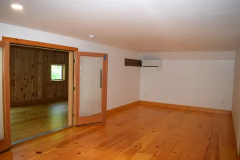 46 Little River Road Kingston NH 03848