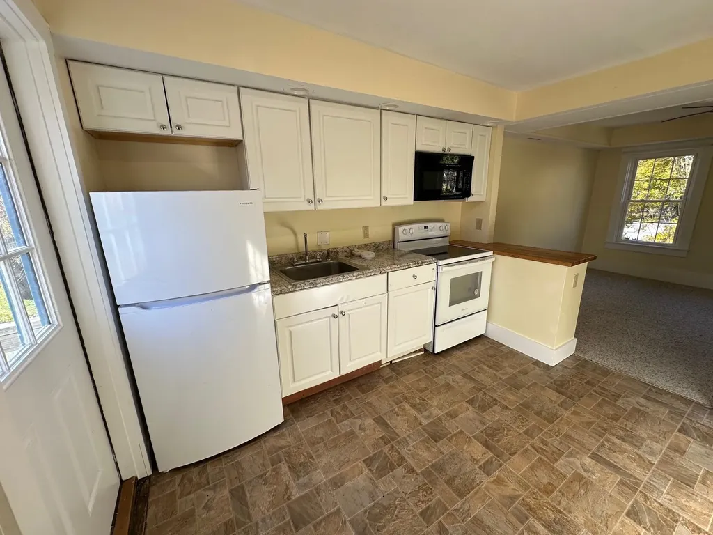 21 Nelson Street Troy NH 03465