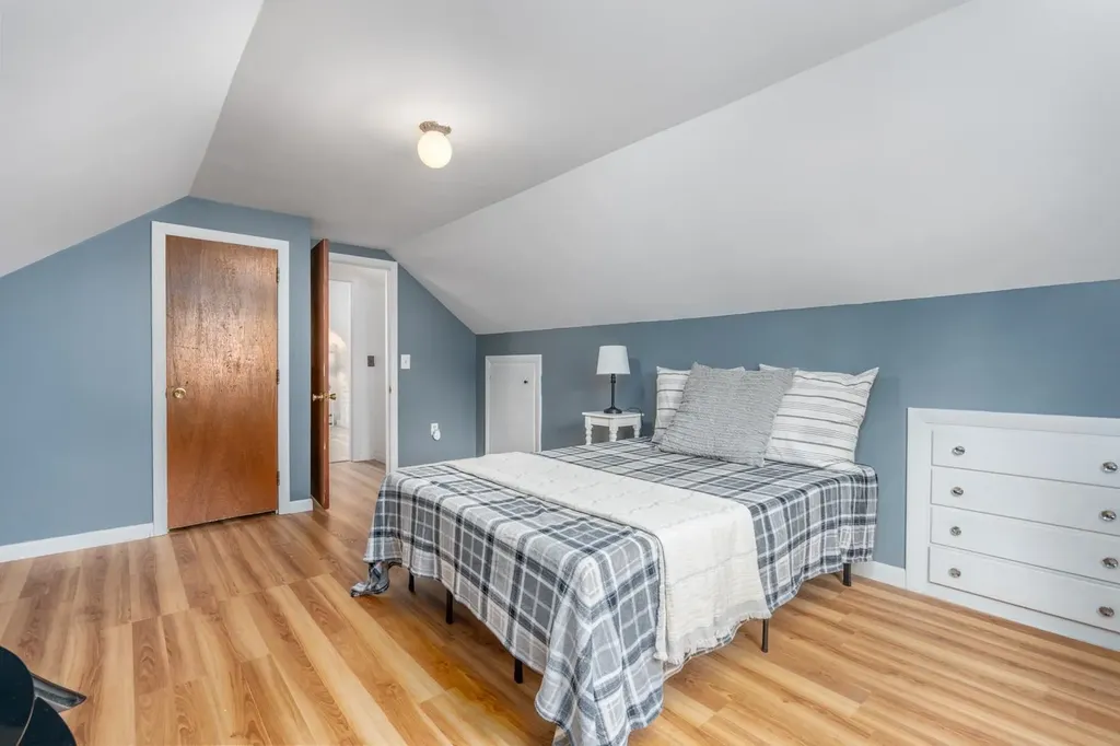 56 Chamberlain Street Rochester NH 03867