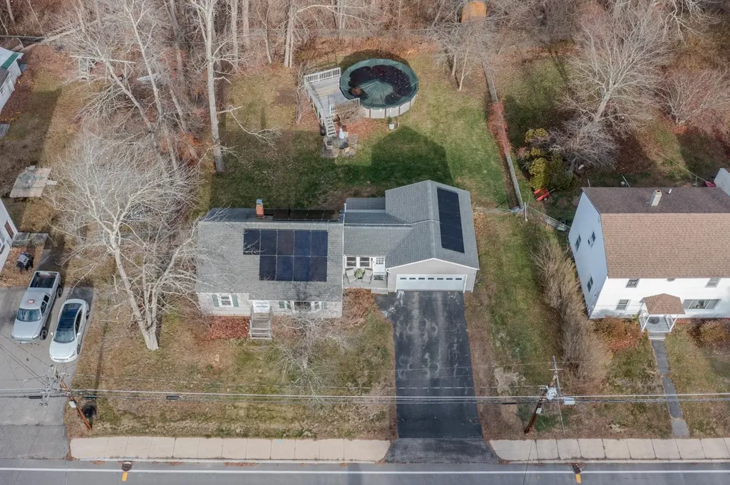 56 Chamberlain Street Rochester NH 03867