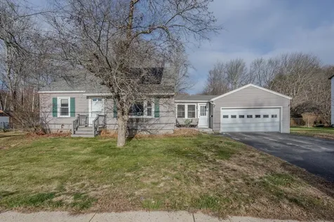 56 Chamberlain Street Rochester NH 03867