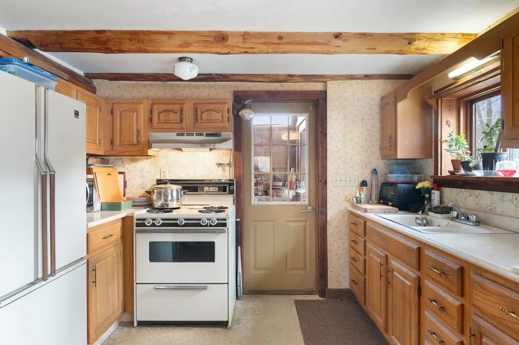 106 Contro Road Chester VT 05143