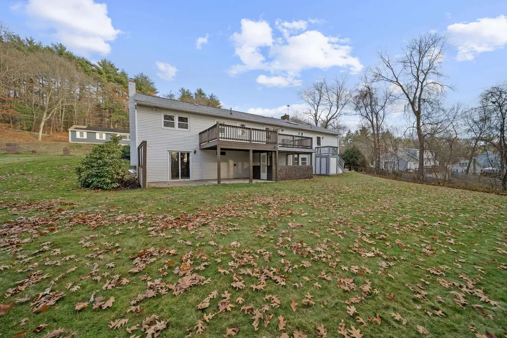 7 Dexter Street Derry NH 03038