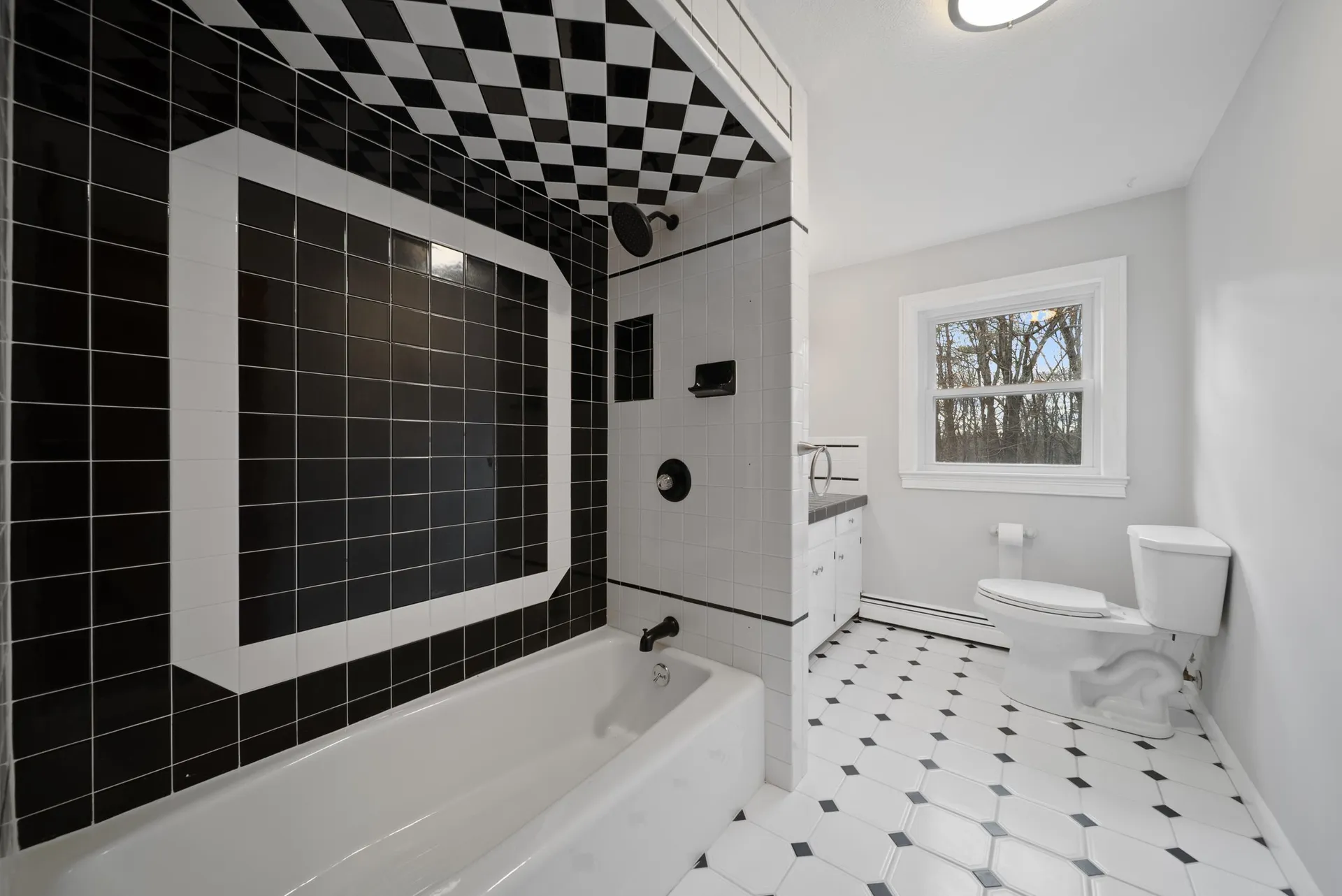 7 Dexter Street Derry NH 03038