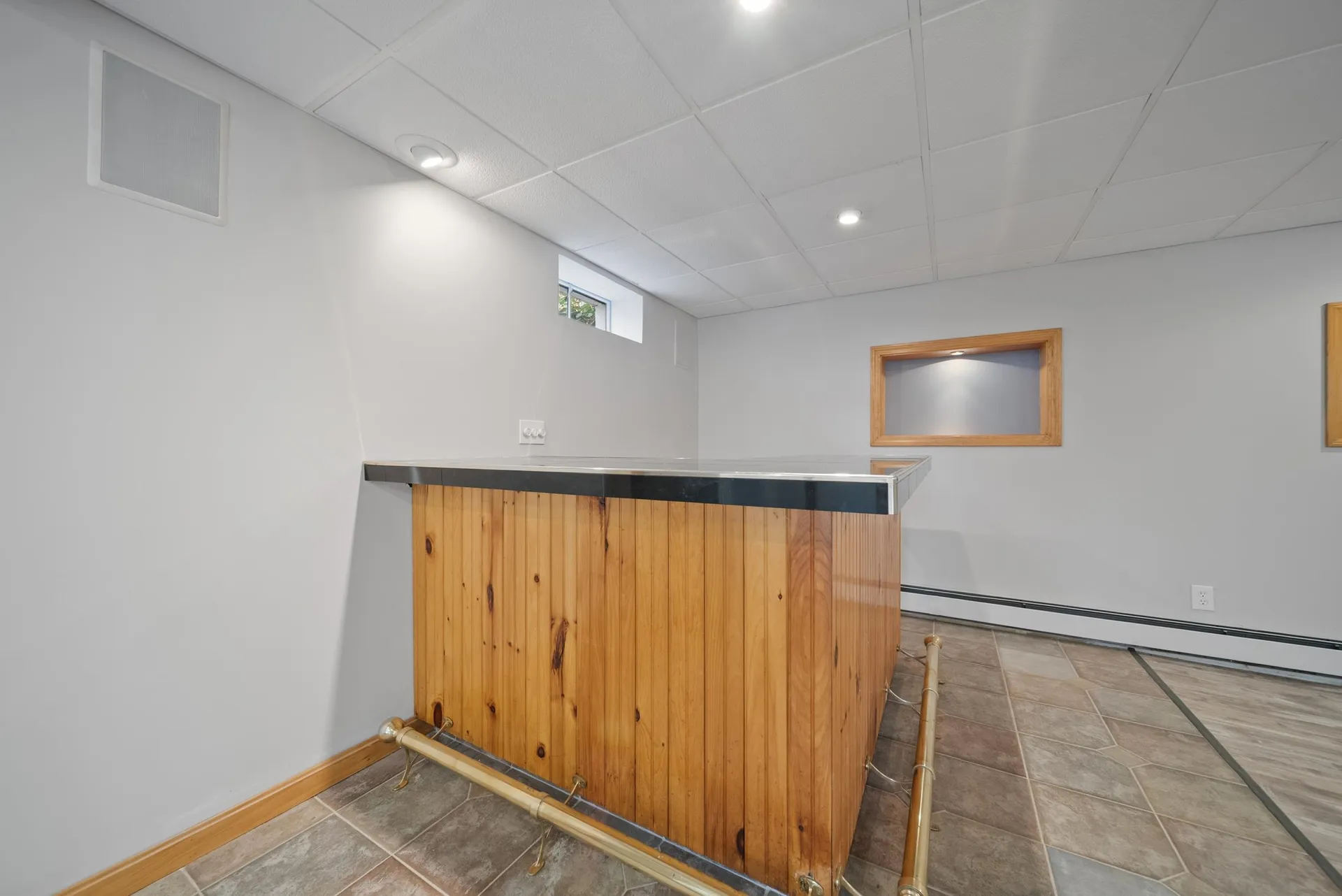 7 Dexter Street Derry NH 03038