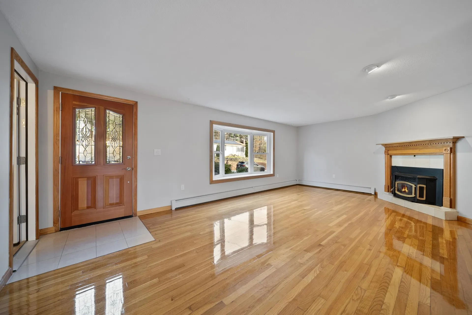 7 Dexter Street Derry NH 03038