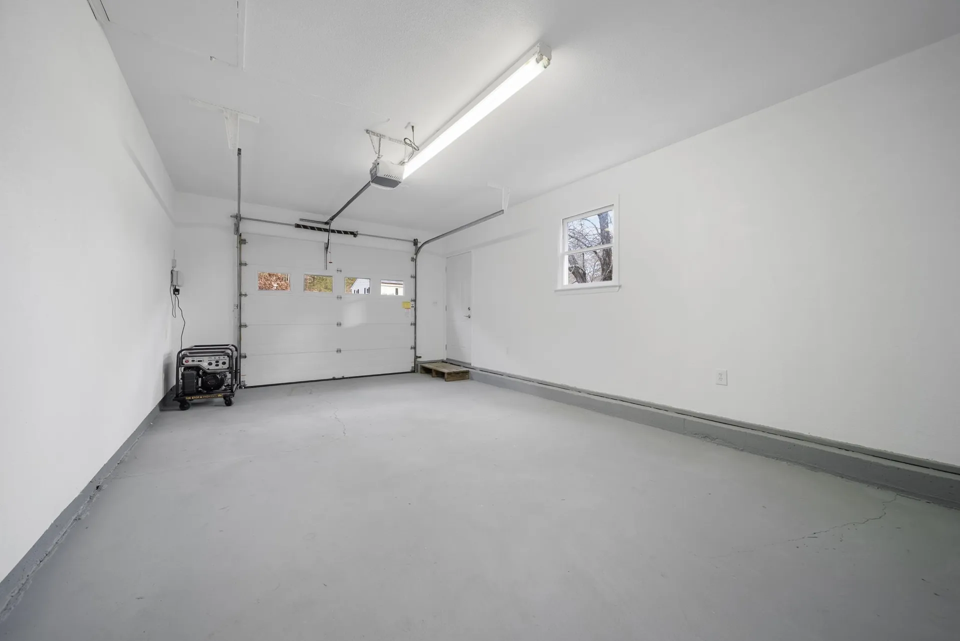 7 Dexter Street Derry NH 03038