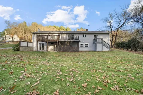 7 Dexter Street Derry NH 03038