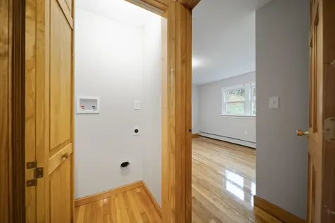 7 Dexter Street Derry NH 03038