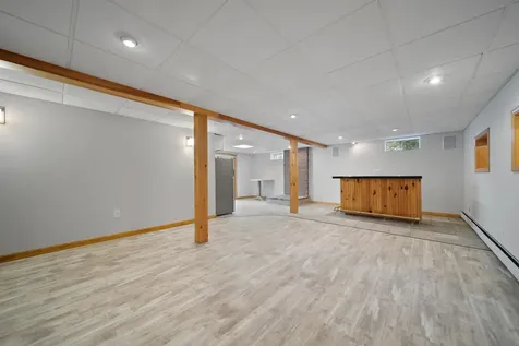 7 Dexter Street Derry NH 03038