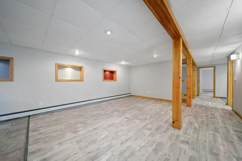 7 Dexter Street Derry NH 03038