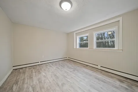 7 Dexter Street Derry NH 03038