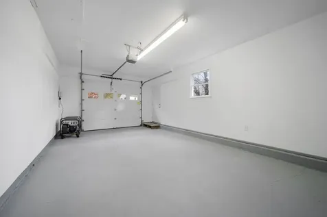 7 Dexter Street Derry NH 03038